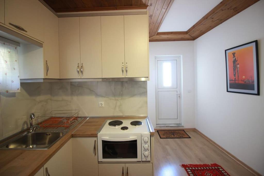 Emblematic House 3 Apartment Gjirokaster Exterior photo